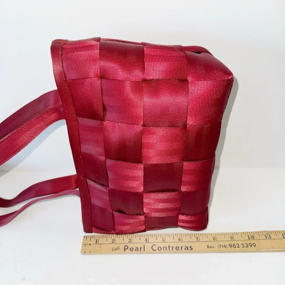 Y2K Harvey's The Original Red Seatbelt Bag Shoulder Y2K Contemporary
